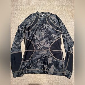 Lululemon Patterned Long Sleeve